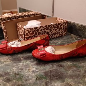 FS/NY French Sole Red Snake Skin Flats